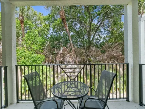 1670 42nd Square Vero Beach FL 32960