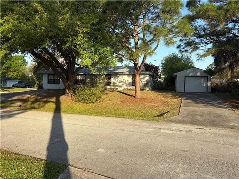 497 Bywood Avenue Sebastian FL 32958