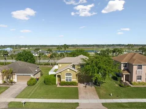 9911 E Verona Circle Vero Beach FL 32966
