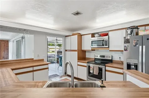 1850 25th Avenue Vero Beach FL 32960