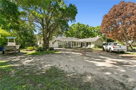 1850 25th Avenue Vero Beach FL 32960