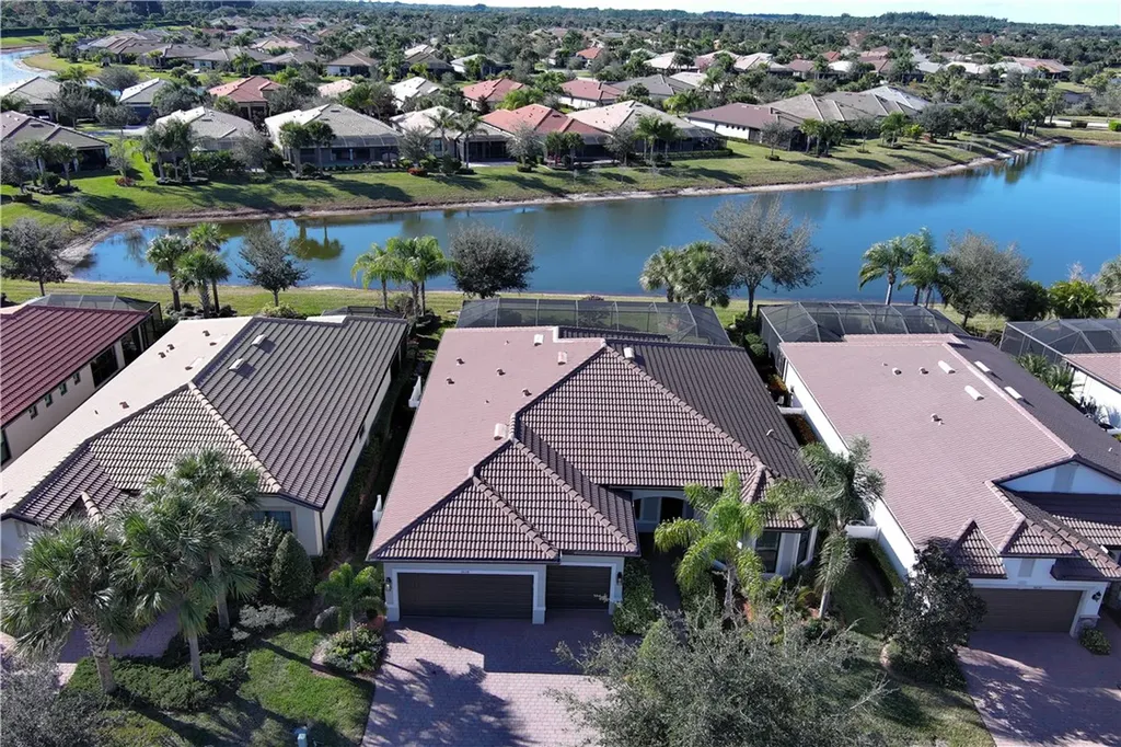 5038 Pendleton Square Vero Beach FL 32967