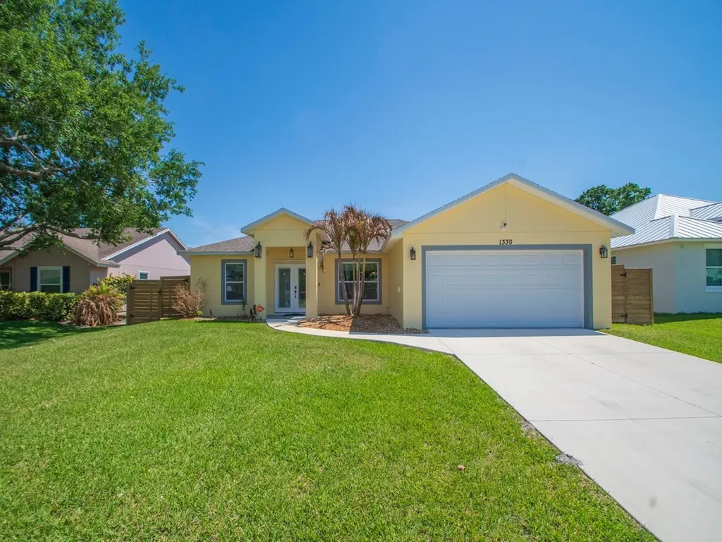 1330 38th Avenue Vero Beach FL 32960