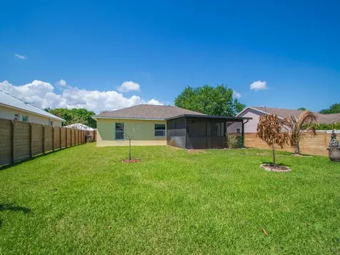 1330 38th Avenue Vero Beach FL 32960