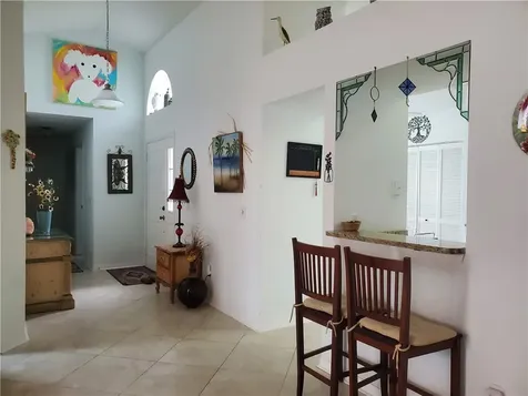 572 10th Place Vero Beach FL 32960