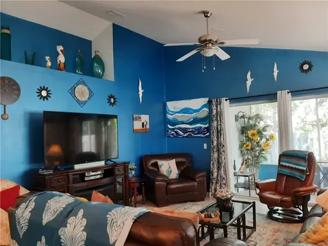 572 10th Place Vero Beach FL 32960
