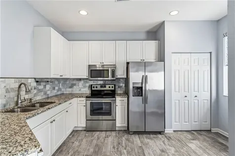 2522 Stockbridge Square SW Vero Beach FL 32962