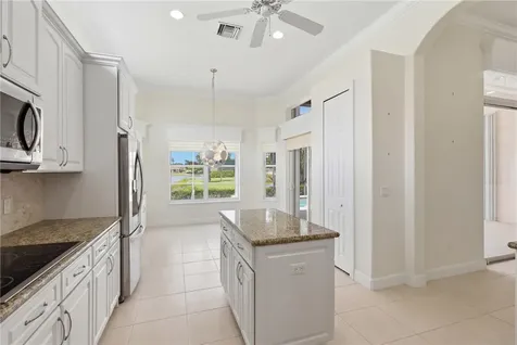1332 W Island Club Square Vero Beach FL 32963