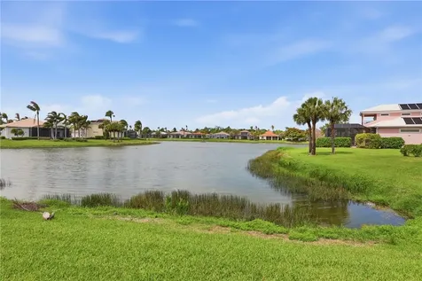 1332 W Island Club Square Vero Beach FL 32963