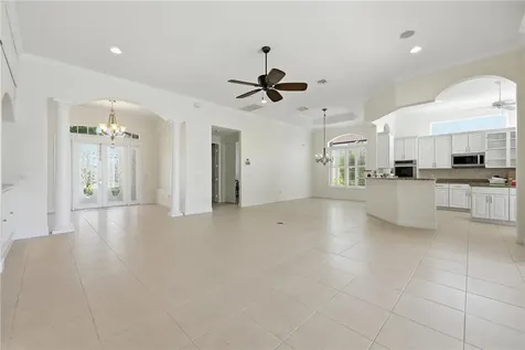 1332 W Island Club Square Vero Beach FL 32963
