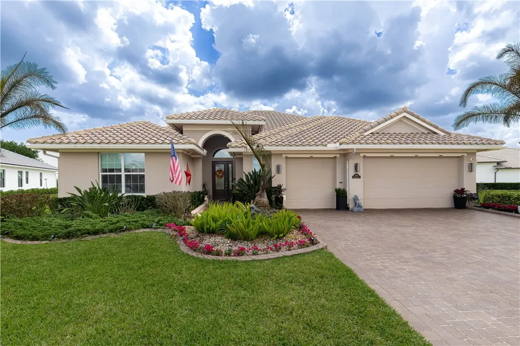 510 Caroline Drive Vero Beach FL 32968