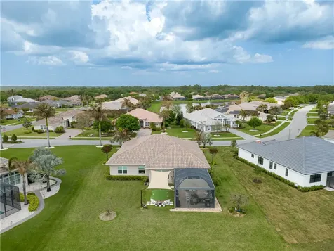 510 Caroline Drive Vero Beach FL 32968