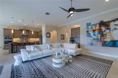 510 Caroline Drive Vero Beach FL 32968