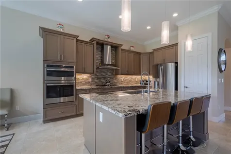 510 Caroline Drive Vero Beach FL 32968