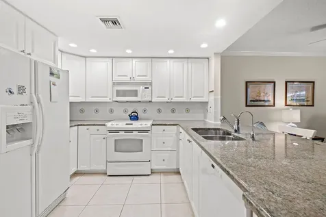 2731 Ocean Drive Vero Beach FL 32963