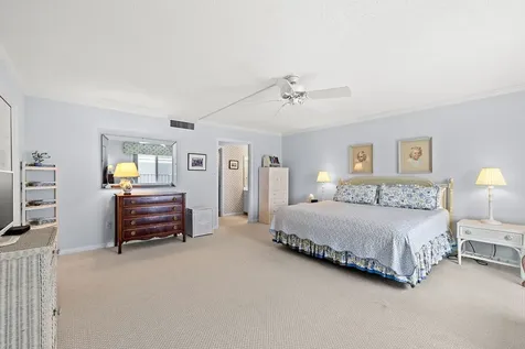 2731 Ocean Drive Vero Beach FL 32963