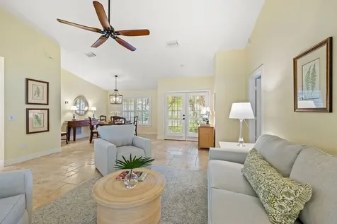 810 Fox Trail SW Vero Beach FL 32962