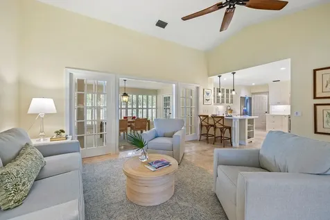 810 Fox Trail SW Vero Beach FL 32962