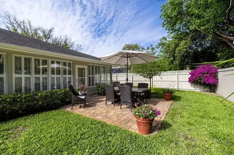 810 Fox Trail SW Vero Beach FL 32962