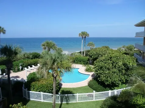 8880 N Sea Oaks Way Vero Beach FL 32963