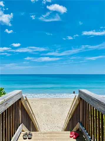 8880 N Sea Oaks Way Vero Beach FL 32963