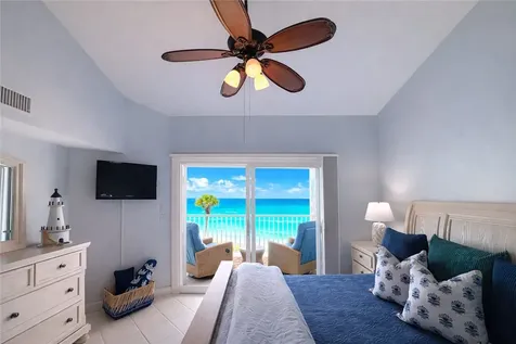 8880 N Sea Oaks Way Vero Beach FL 32963
