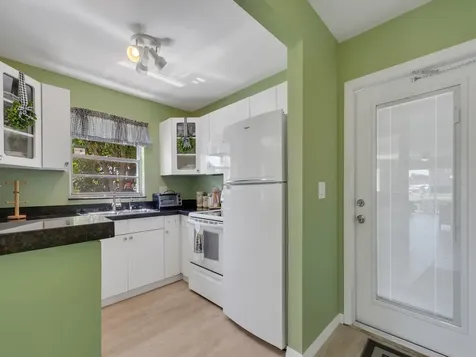 95 Spring Lake Drive SW Vero Beach FL 32962