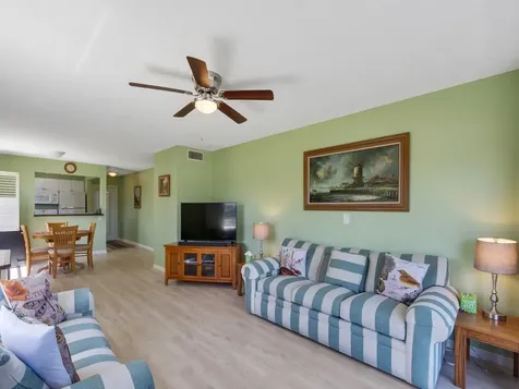 95 Spring Lake Drive SW Vero Beach FL 32962