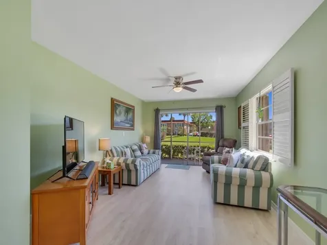 95 Spring Lake Drive SW Vero Beach FL 32962