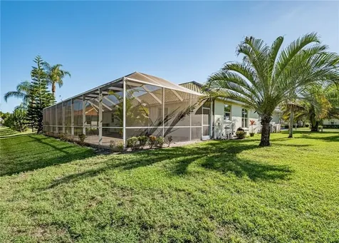5836 Pine Ridge Circle Vero Beach FL 32967