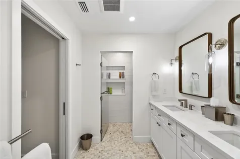 706 Hibiscus Lane Vero Beach FL 32963