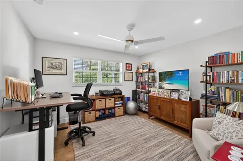 706 Hibiscus Lane Vero Beach FL 32963