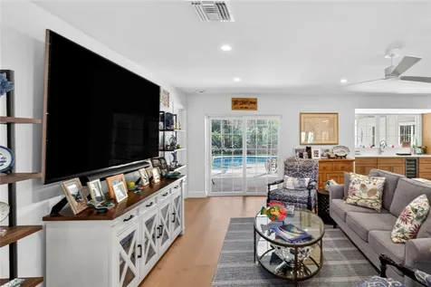 706 Hibiscus Lane Vero Beach FL 32963