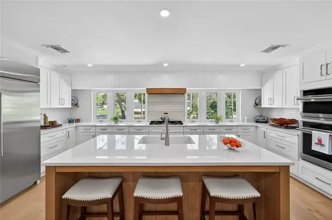 706 Hibiscus Lane Vero Beach FL 32963