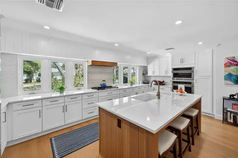 706 Hibiscus Lane Vero Beach FL 32963