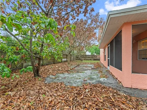 430 SE Thanksgiving Avenue Port St Lucie FL 34984