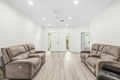 5410 25th Place Vero Beach FL 32966