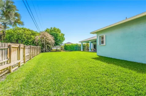 1681 SW Crawford Avenue Port St Lucie FL 34953