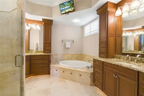 842 Carolina Circle SW Vero Beach FL 32962