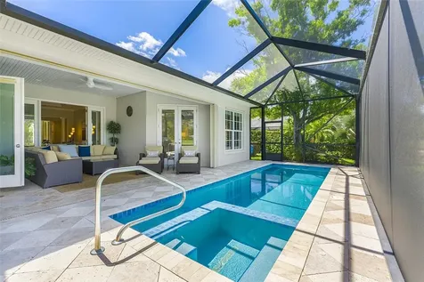 842 Carolina Circle SW Vero Beach FL 32962