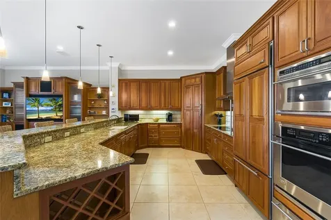 842 Carolina Circle SW Vero Beach FL 32962