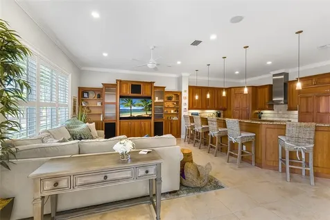 842 Carolina Circle SW Vero Beach FL 32962