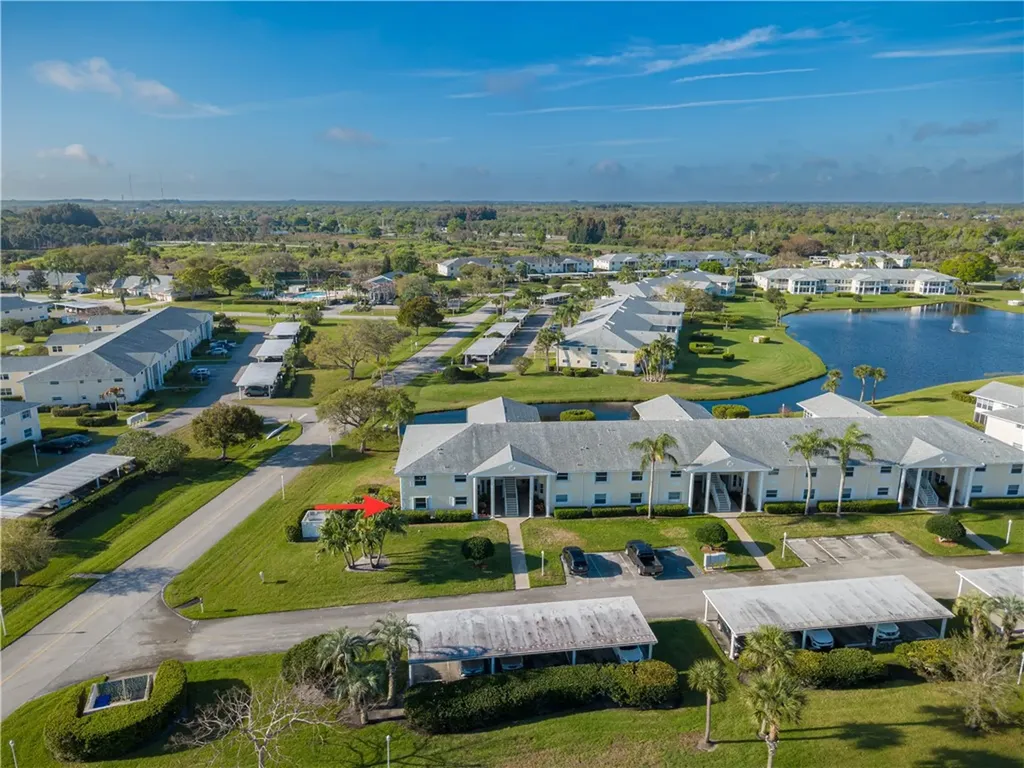 351 N Grove Isle Circle Vero Beach FL 32962