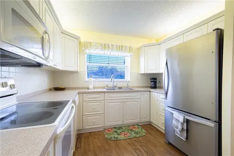 351 N Grove Isle Circle Vero Beach FL 32962