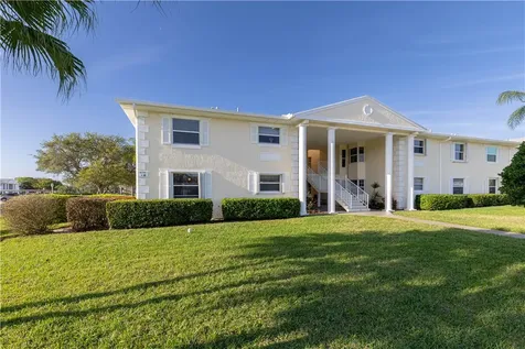 351 N Grove Isle Circle Vero Beach FL 32962