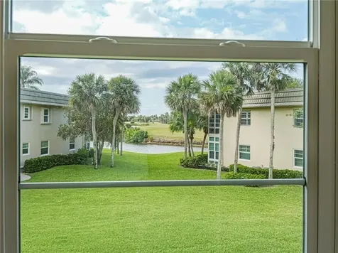 35 Vista Gardens Trail Vero Beach FL 32962