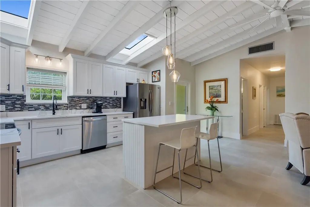 618 Holly Road Vero Beach FL 32963