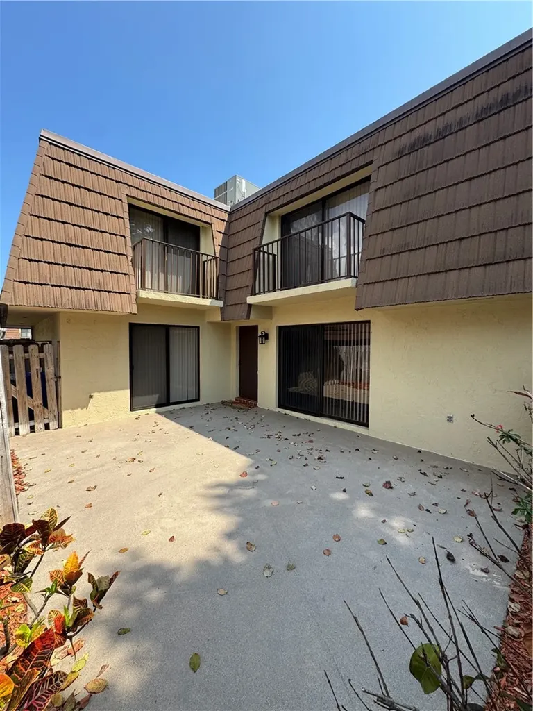 1166 6th Avenue Vero Beach FL 32960