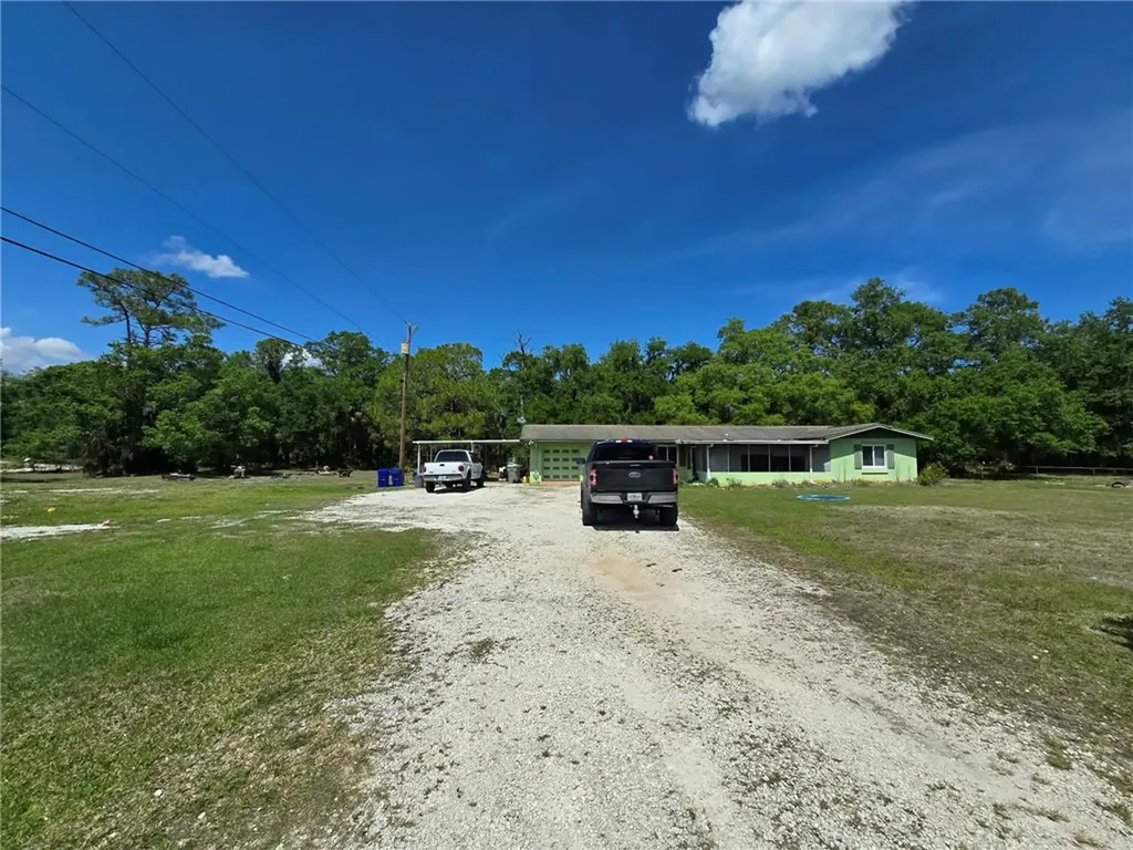 144 N Elm Street Fellsmere FL 32948