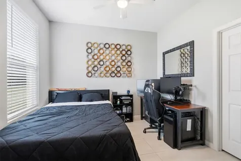 63 52nd Square Vero Beach FL 32968